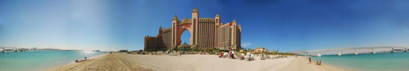 Panorama from the beach of Atlantis, the Palm
