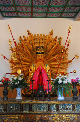 Guan Yin, Avalokitesvara Hall, Da Cien Temple