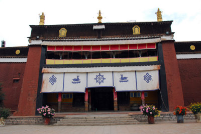 The Assembly Hall of Pelkor Chöde Monastery
