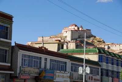 Gyantse Dzong, the impressive hilltop fortress