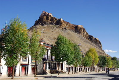 Gyantse Dzong, the fortress, looming over Pelkor Street, old town