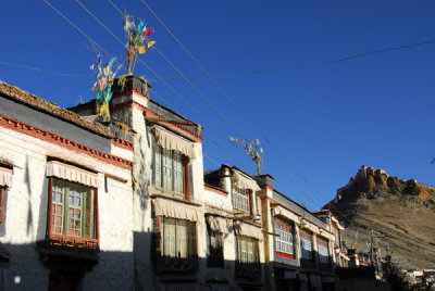 Tibetan old town with Gyantse Dzong