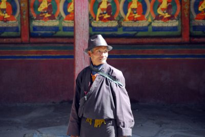 Layperson working at Tashilhunpo Monastery
