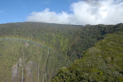 Last look at Manawainui Valley with a rainbow