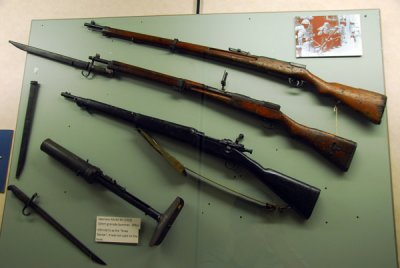 Japanese rifles, WWII, Pacific War Museum, Guam