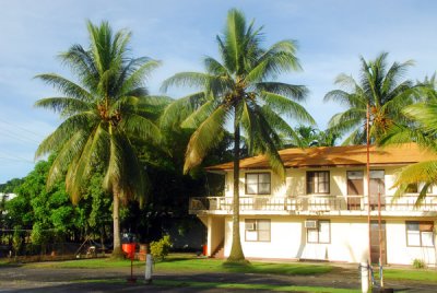 Walking to Sams Tours, Malakal Island, Koror