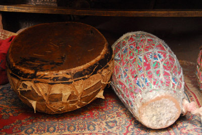 Chanters' drums, Lalibela