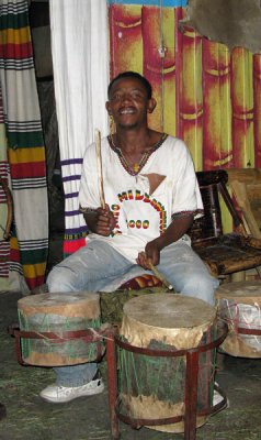 Drummer, Gondar