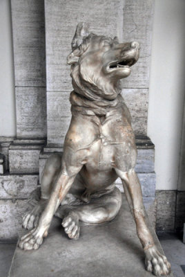 Statue of a dog, Roman Imperial period, Pio-Clementino (inv 897)