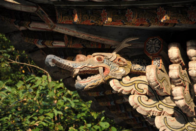 Roof carving detail, Suchung Shrine stele pavilion