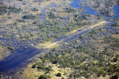 Gudigwa Airstrip (S18 37/E22 55)