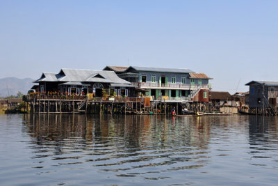 Ngwe Zin Yaw Resturant, Inle Lake