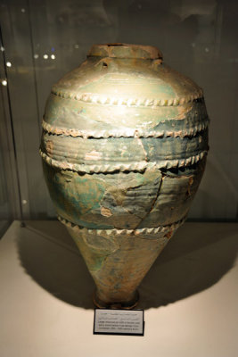 Large restored jar with from Jumeirah, 9th-10th C. AD