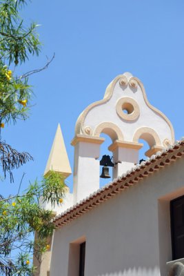 Igreja de Ns. de Nazar, Largo do Ambiente