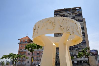 Monument at the Largo do Baleizo, Luanda