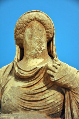Persephone, wife of Hades, depicted without a face when shes in the Underworld