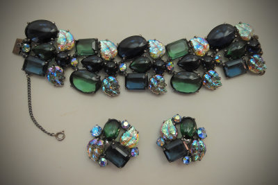  Elsa Schiaparelli bracelet & earrings 1950s full detail