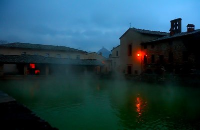 Bagno Vignoni / Eos