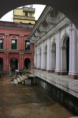 Shova Bazar Rajbati (palace)