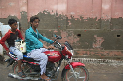 Agra, traffic