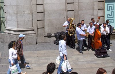 Musicians at the Gran Via