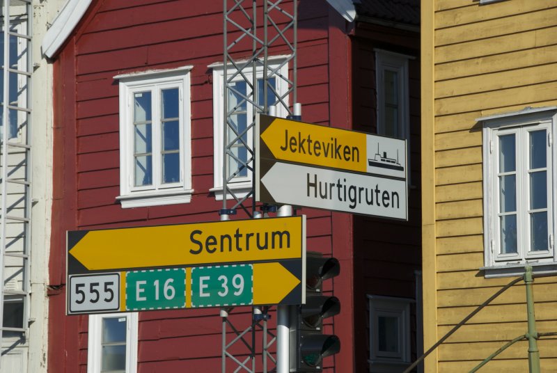 Walking to the Hurtigruten terminal
