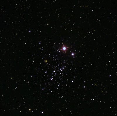 E. T. Cluster, l’Amas de la Chouette (NGC 457, Caldwell 13)