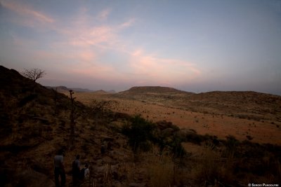 Kondougumu - Tramonto sulla valle