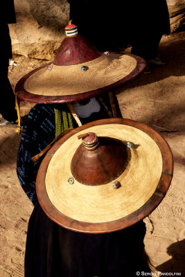 Tirel - Il tipico copricapo Dogon