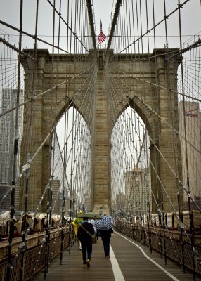 _MG_0682 Stroll In The Rain On The Brooklyn Bridge.jpg