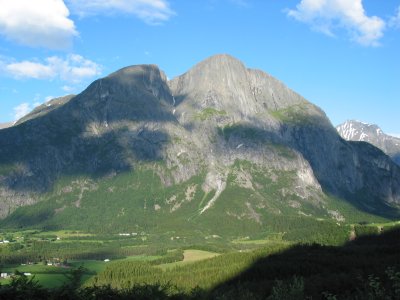 Near Eikesdalsvatnet