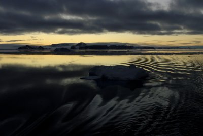 Antarctica 0073 Sunset (11-5-08).jpg