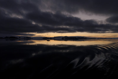 Antarctica 0075 Sunset (11-5-08).jpg