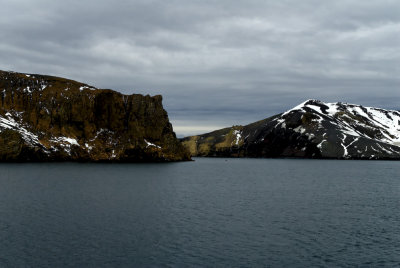 Antarctica 0121 Whaler's Bay.jpg