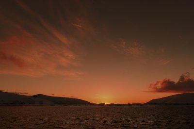 Antarctica 0214 Sunset (11-9-08).jpg