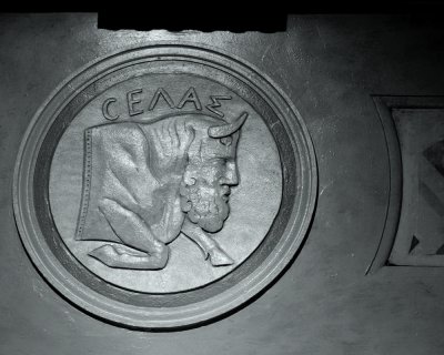 Image 077 Banking Hall Wall Medallion.JPG