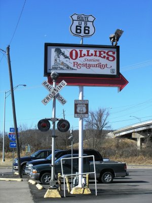 Ollie's Restaurant: a Route 66 landmark