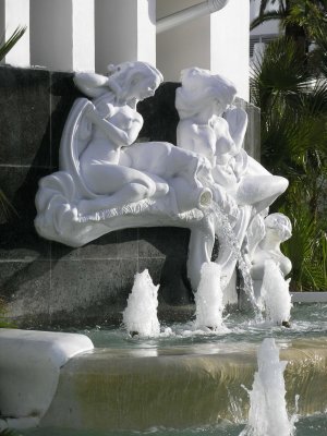hotel fountain
