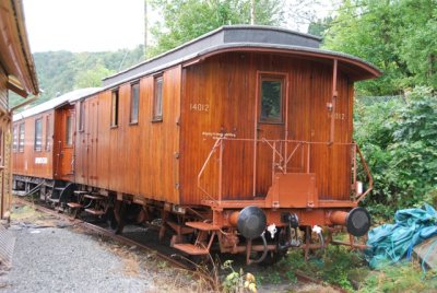 postal car