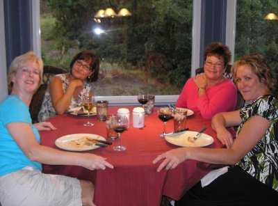 ladies after dinner at Bob Foltz's house