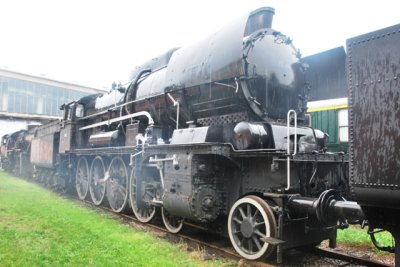 BB 4-8-0 steamer