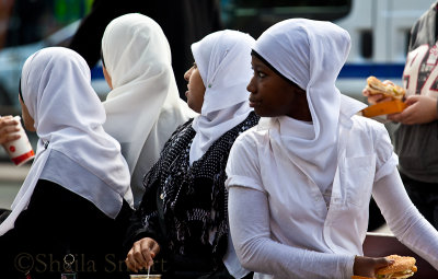 Schoolgirls in hijab