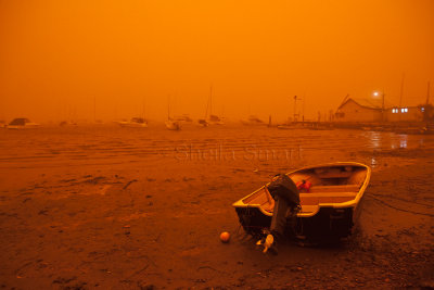 Boat at Careel Bay in dust storm
