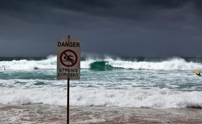 Strong current sign at Manly