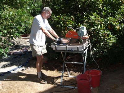 cutting pavers