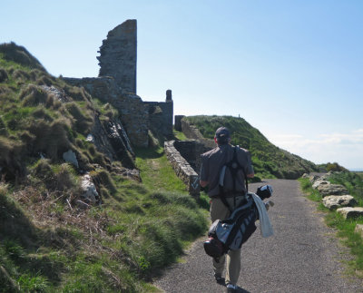 path to #7 tee