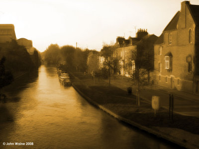 Dawn On The Thames