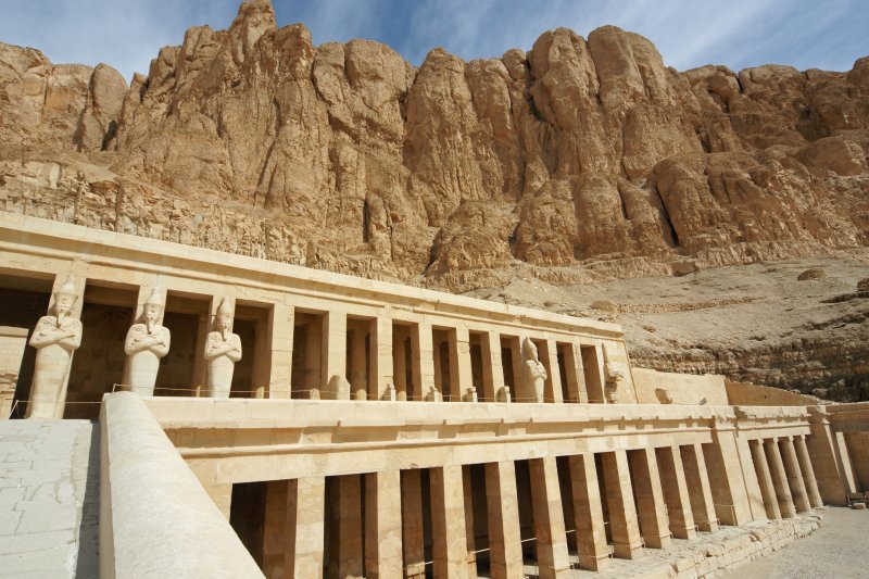 Temple of Hatsutshep Luxor.jpg