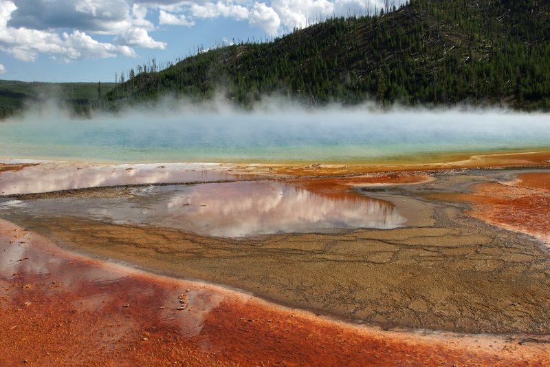Grand Prismatic Pool.jpg