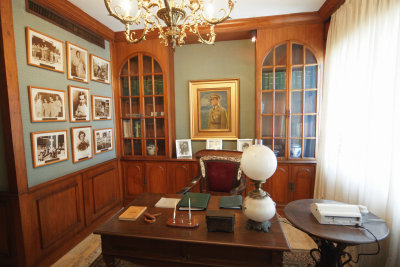 Office of General MacArthur.jpg